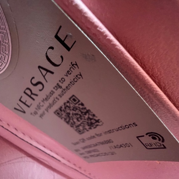 VERSACE MINI VIRTUS FAUX FUR SHOULDER BAG PINK - Picture 3 of 5